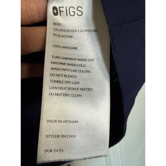 FIGS men’s Leon Three-Pocket Scrub Top Navy size XL    po# 2435 - Picture 6 of 7